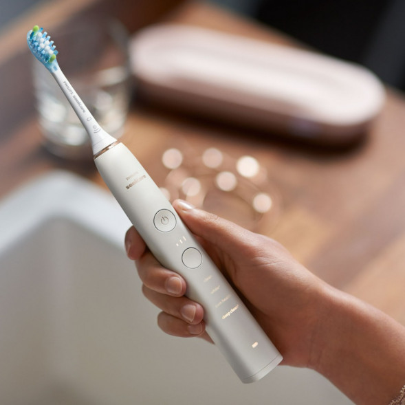 Электрическая зубная щетка Philips Sonicare 9000 Diamond Clean, белый в Подольске